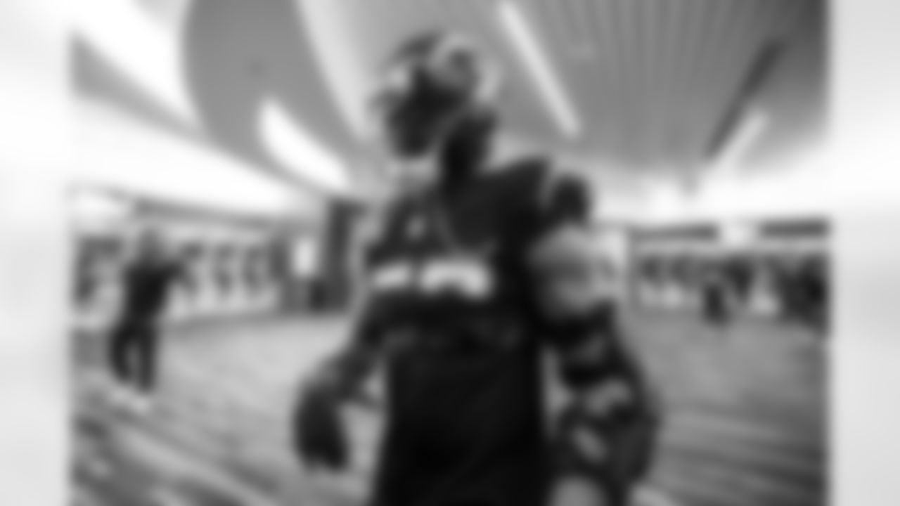 OLB Khalil Mack (52)