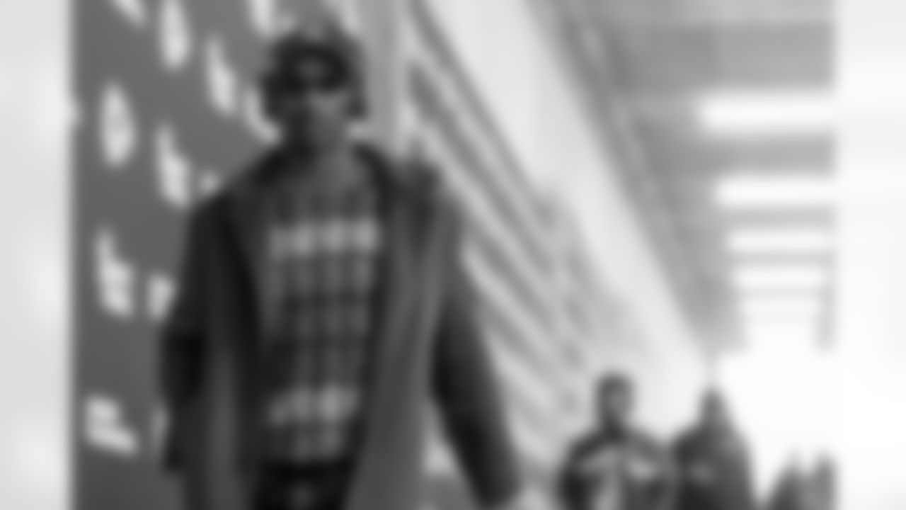 Check out the best shots from the Chargers Week 15 matchup against the Chiefs!