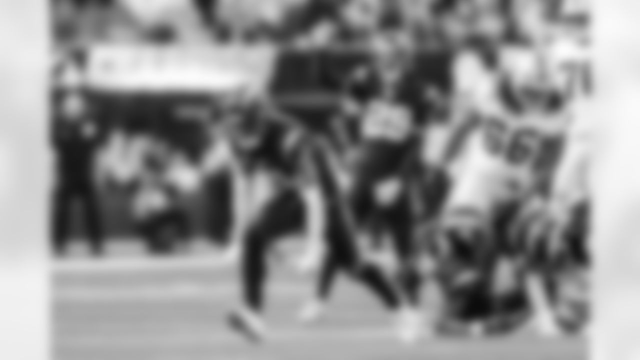 S Derwin James Jr. (3)