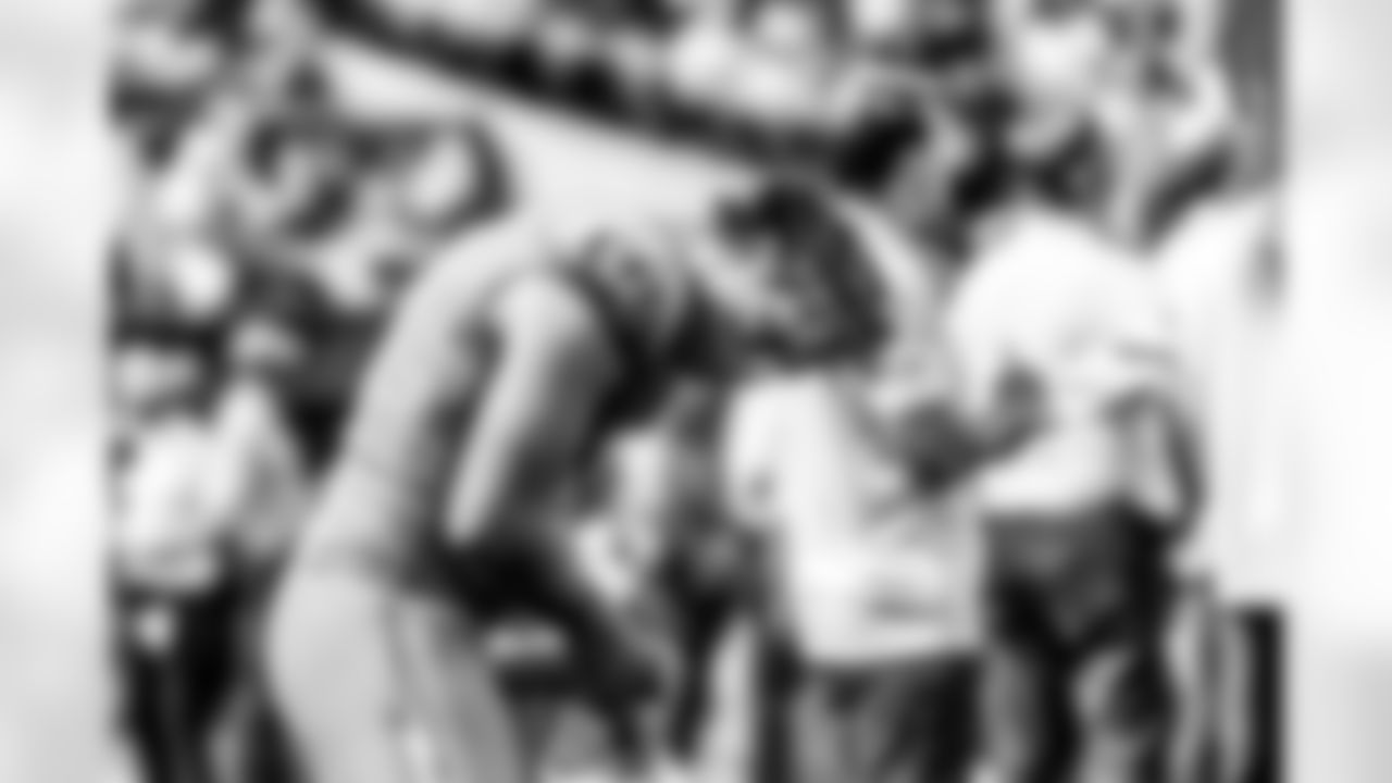 The Los Angeles Chargers play the Las Vegas Raiders on Sunday, September 8, 2024 at SoFi Stadium in Inglewood, CA.
[FINAL SCORE: LAC 22 - LV 10]