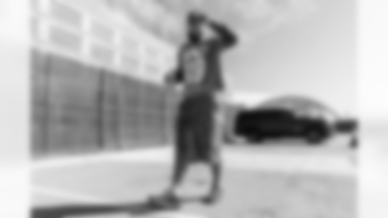 Take a look back at the best photos of the Chargers best arrival fits of the 2025 season.