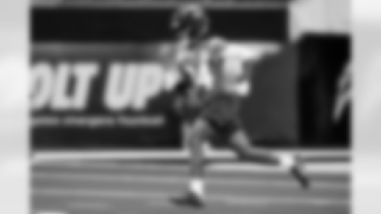 The Los Angeles Chargers practice on Wednesday, December 24, 2025 at Sofi Stadium in Inglewood, CA.