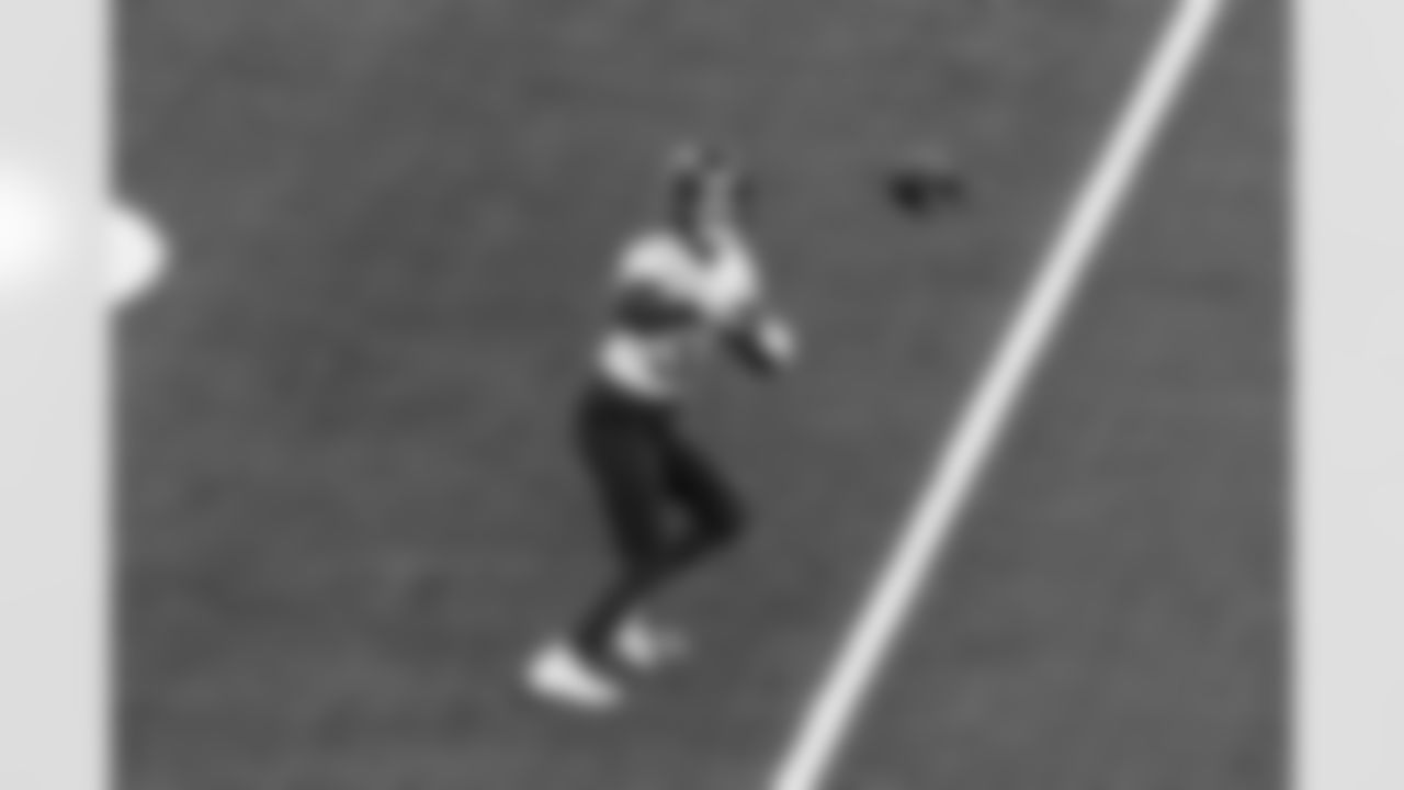 The Los Angeles Chargers practice on Wednesday, December 24, 2025 at Sofi Stadium in Inglewood, CA.