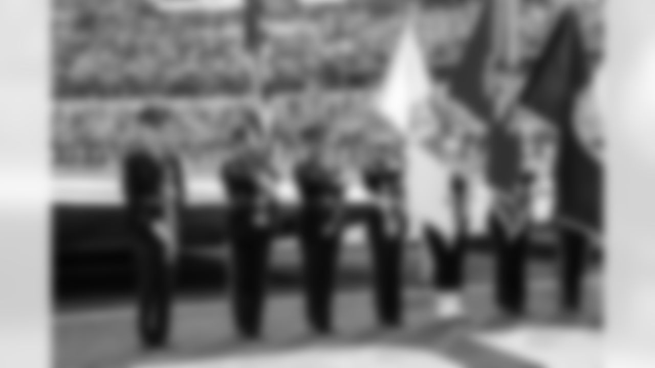 The Los Angeles Chargers play the Tennessee Titans on Sunday, November 10, 2024 at SoFi Stadium in Inglewood, CA.
[FINAL SCORE: LAC 27 - TEN 17]