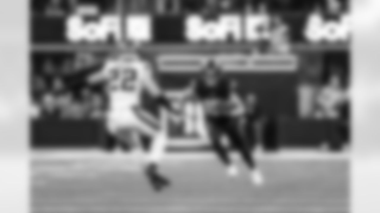 WR Ladd McConkey (15)
