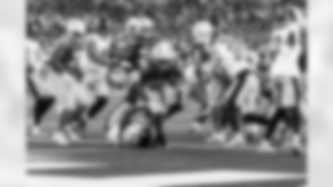 Check out the best shots from the Chargers Week 10 matchup against the Steelers!