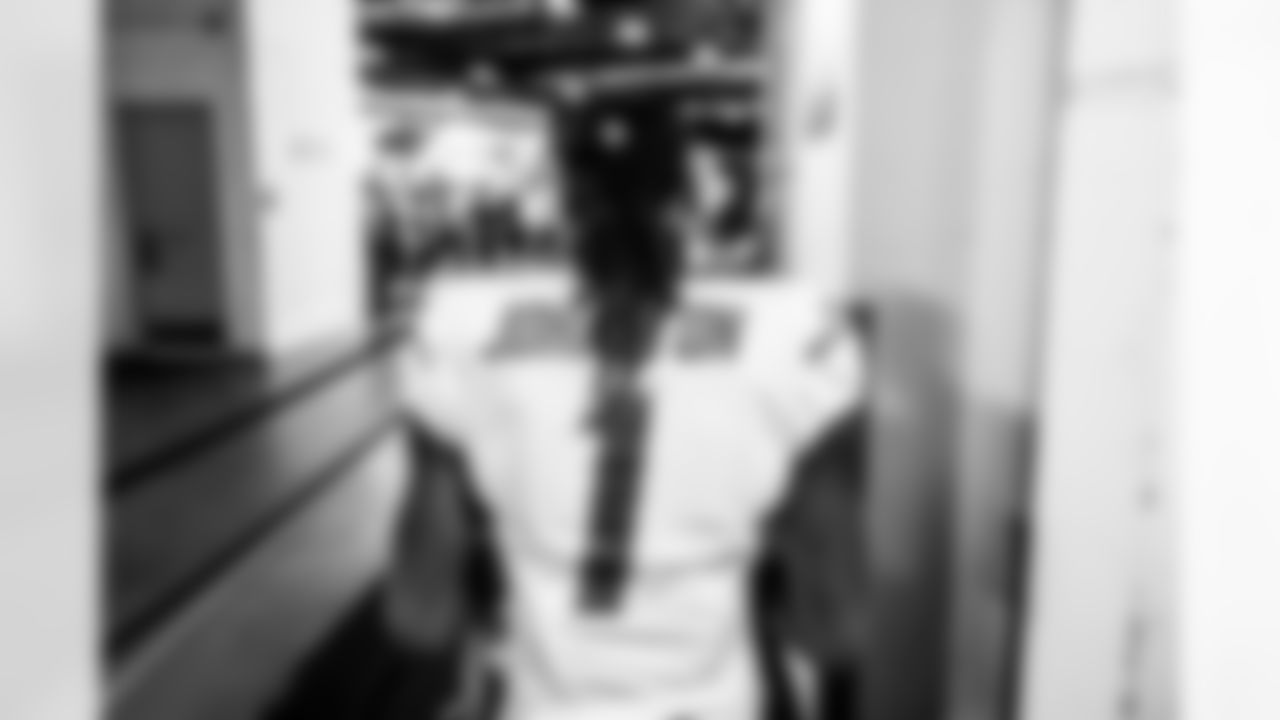 Take a look back at the Chargers Week 18 matchup with the Broncos in monochrome.