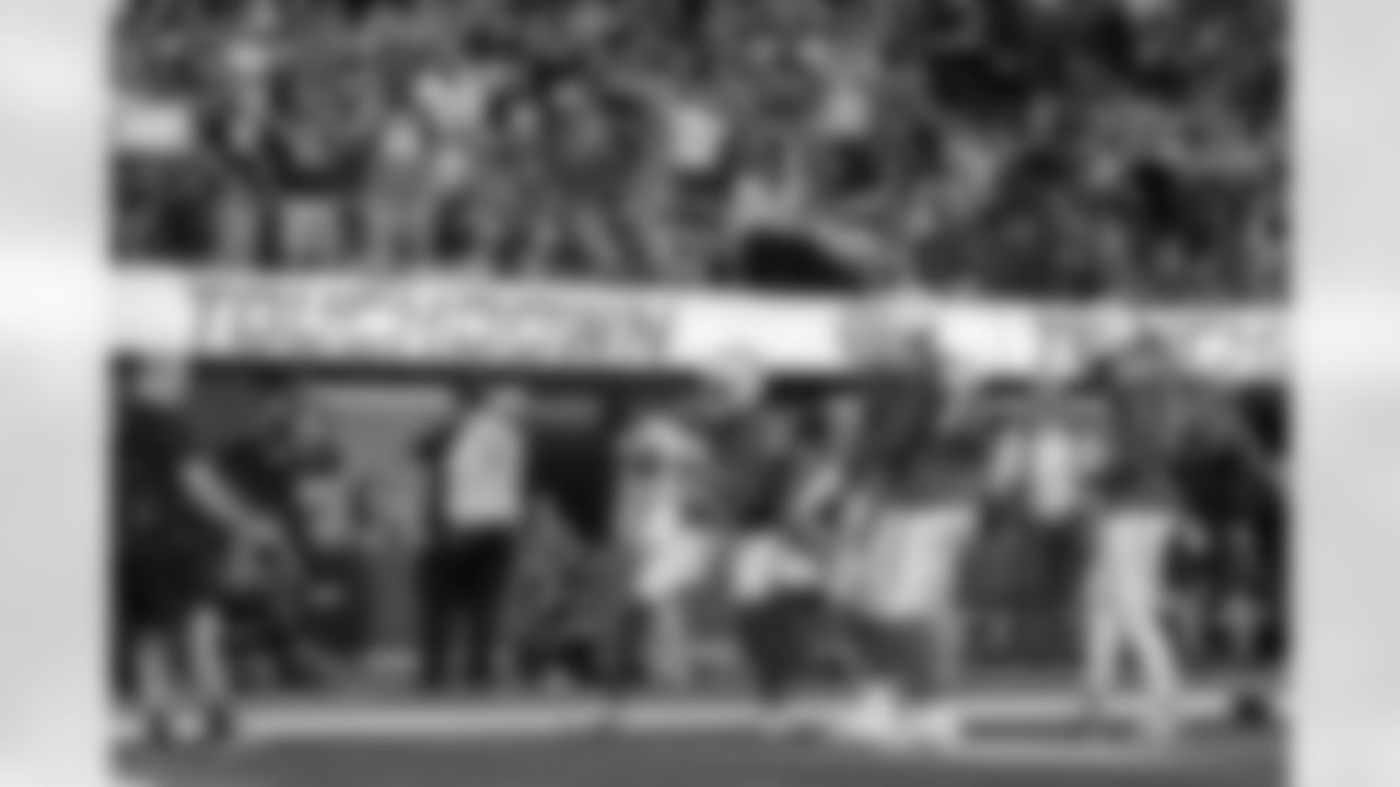 The Los Angeles Chargers play the Chicago Bears on Sunday, October 29, 2023 at SoFi Stadium in Inglewood, CA.
[FINAL SCORE: LAC 30 - CHI 13]