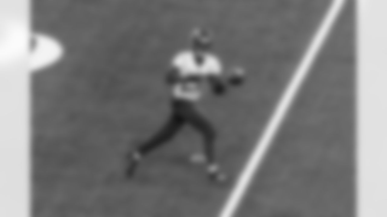 The Los Angeles Chargers practice on Wednesday, December 24, 2025 at Sofi Stadium in Inglewood, CA.