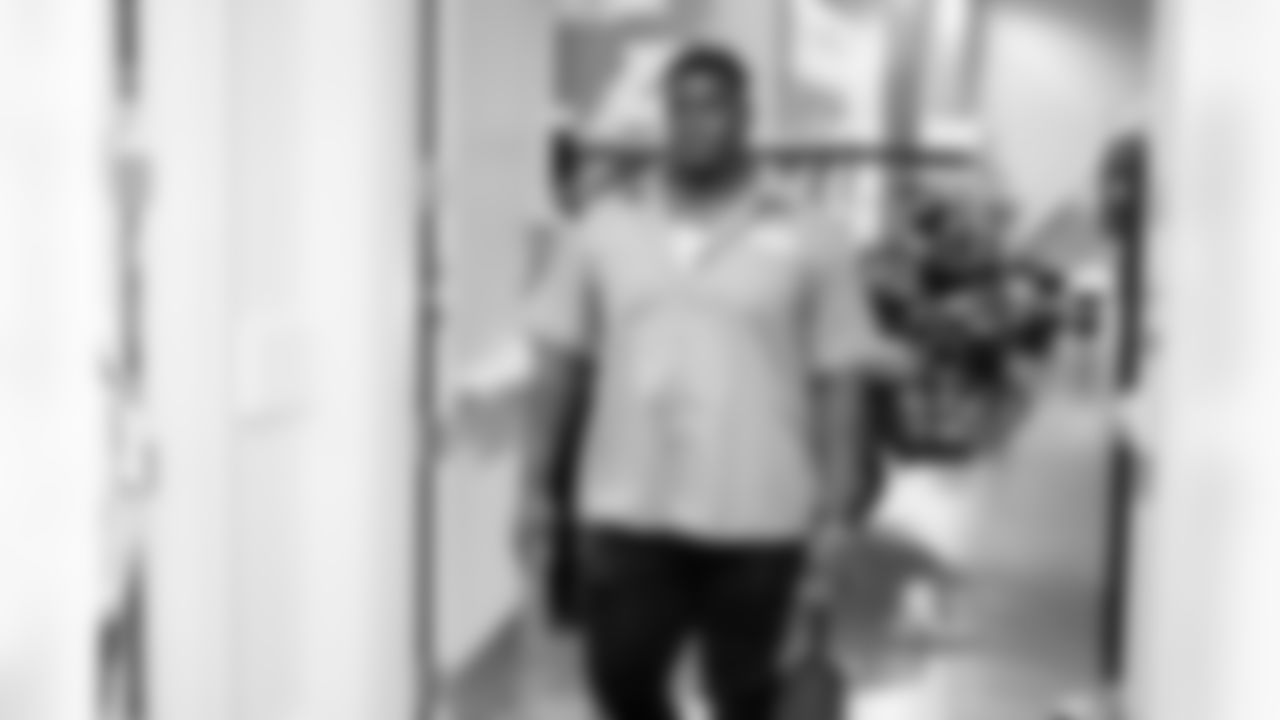 The Los Angeles Chargers play the Las Vegas Raiders on Sunday, September 8, 2024 at SoFi Stadium in Inglewood, CA.
[FINAL SCORE: LAC 22 - LV 10]