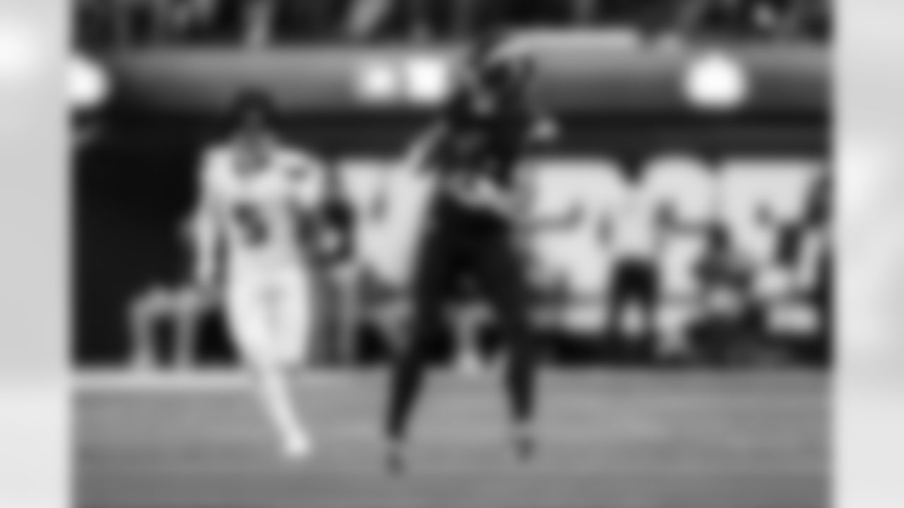 WR Ladd McConkey (15)