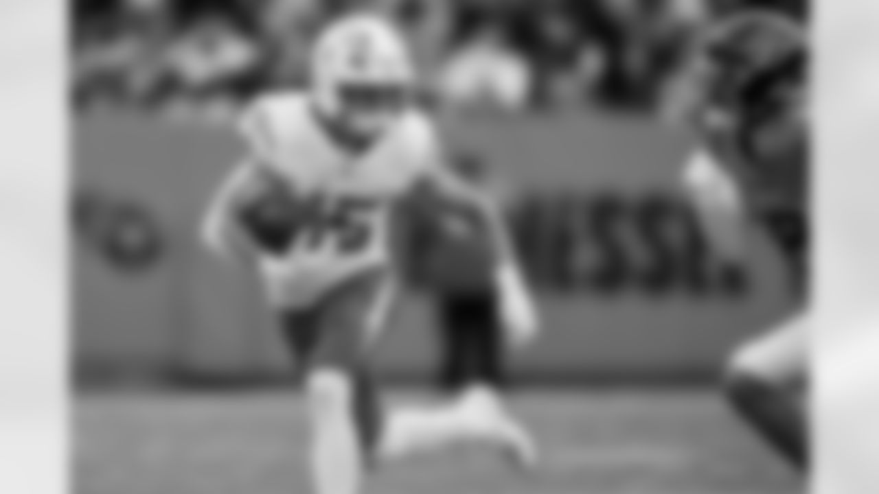 Take a look back at the best photos of the offense's 2025 campaign