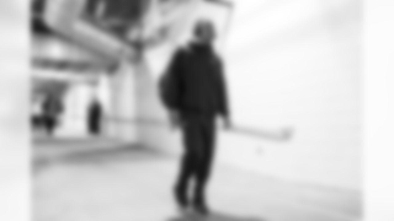 S Kendall Williamson (40)