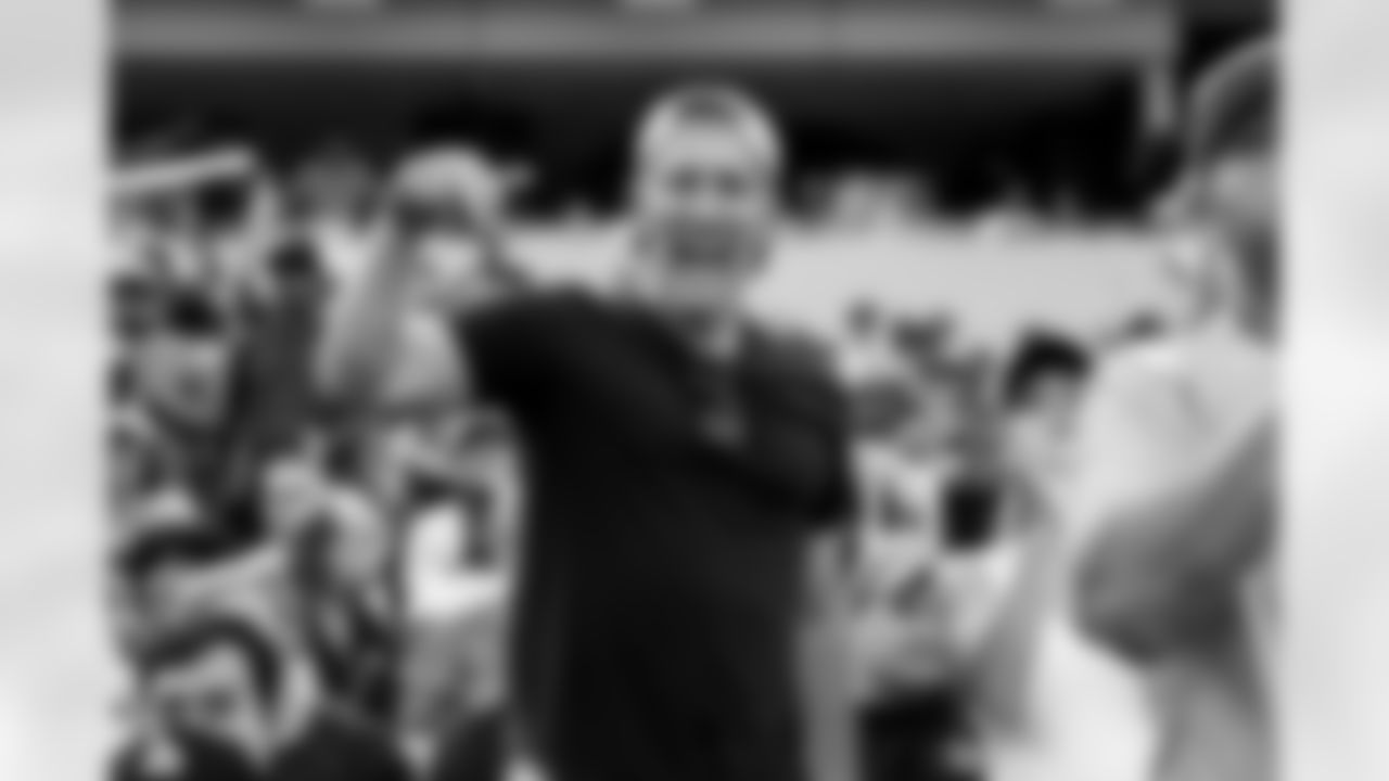 The Los Angeles Chargers play the Washington Commanders on Sunday, October 5, 2025 at SoFi Stadium in Inglewood, CA.
[FINAL SCORE: WAS 27 - LAC 10]