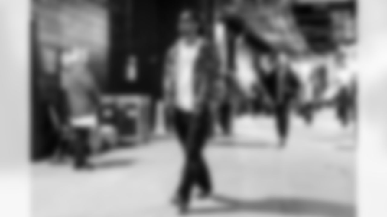 CB Tarheeb Still (29)