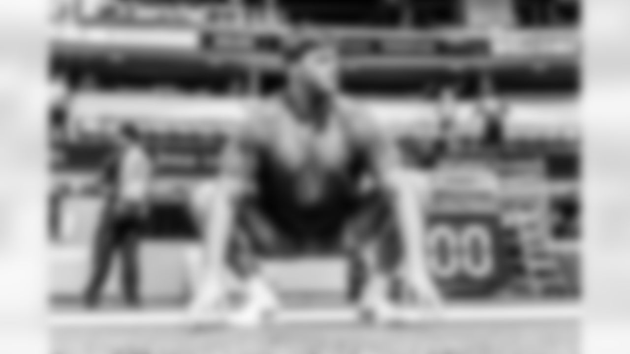 The Los Angeles Chargers play the Las Vegas Raiders on Sunday, September 8, 2024 at SoFi Stadium in Inglewood, CA.
[FINAL SCORE: LAC 22 - LV 10]