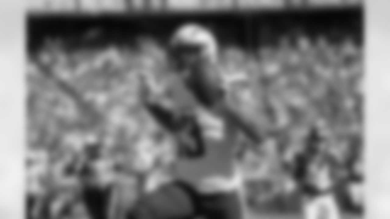 The San Diego Chargers play against the Minnesota Vikings at TCF Bank Stadium on September 27, 2015 in Minneapolis, Minnesota.
[FINAL SCORE: SD 14 - MIN 31]