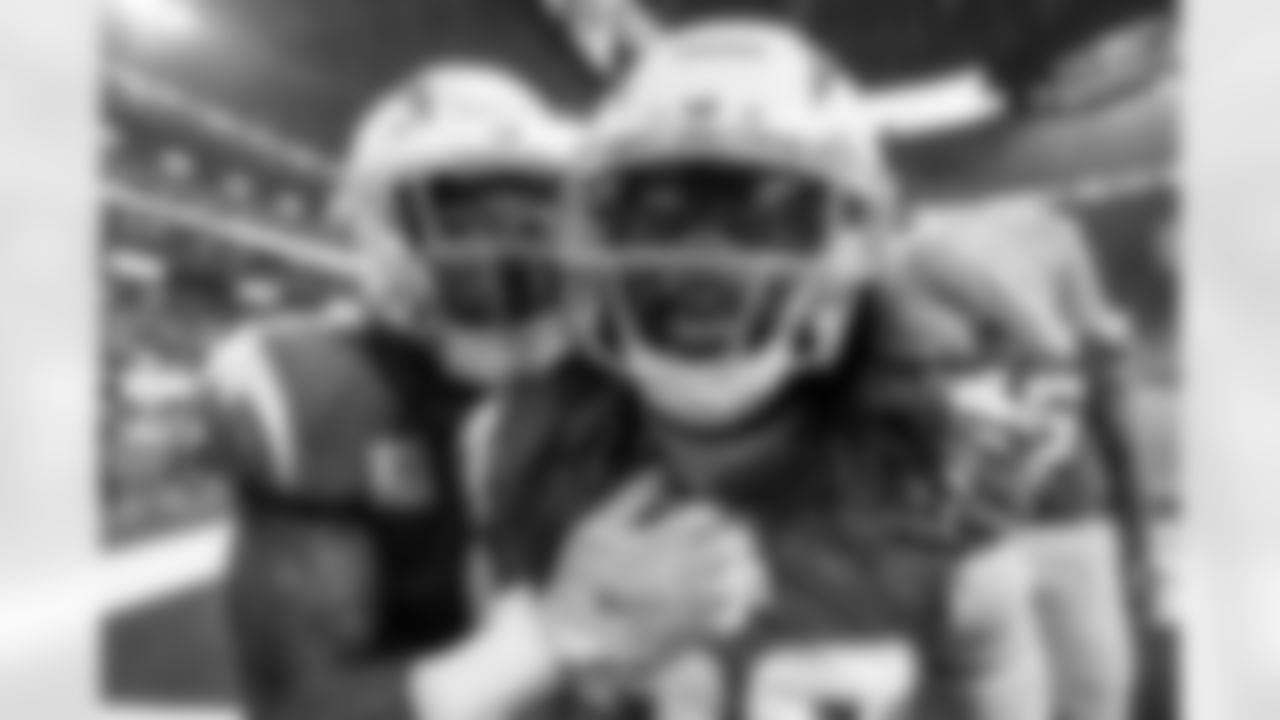 Check out the best shots from the Chargers Week 10 matchup against the Steelers!