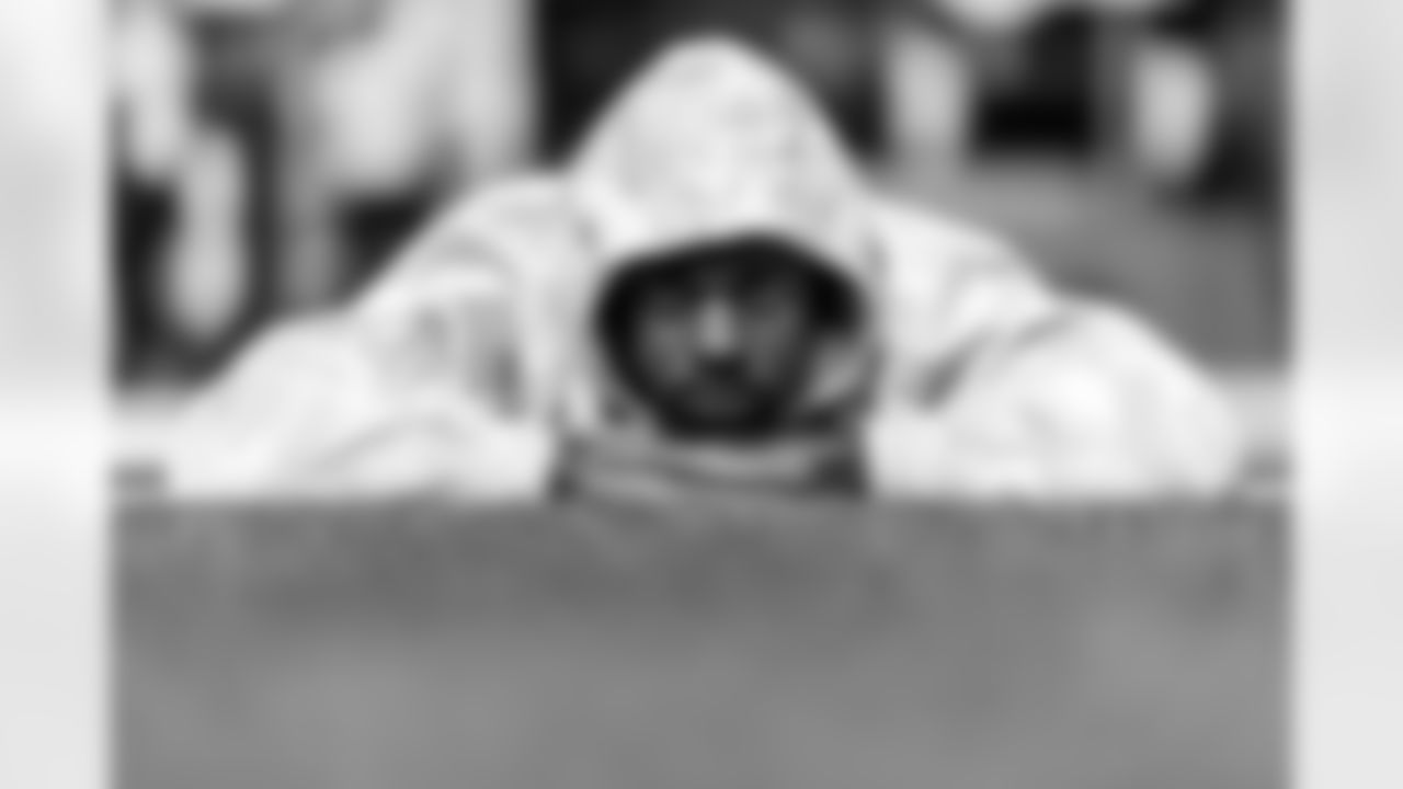 The Los Angeles Chargers play the Tennessee Titans on Sunday, November 10, 2024 at SoFi Stadium in Inglewood, CA.
[FINAL SCORE: LAC 27 - TEN 17]