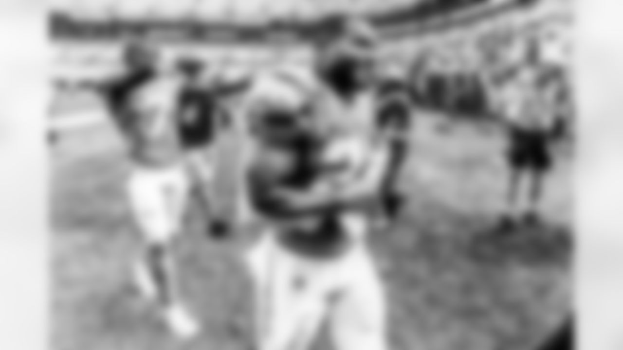 The Los Angeles Chargers play the Carolina Panthers on Sunday, September 15, 2024 at Bank of America Stadium in Charlotte, NC.
[FINAL SCORE: LAC 26 - CAR 3]