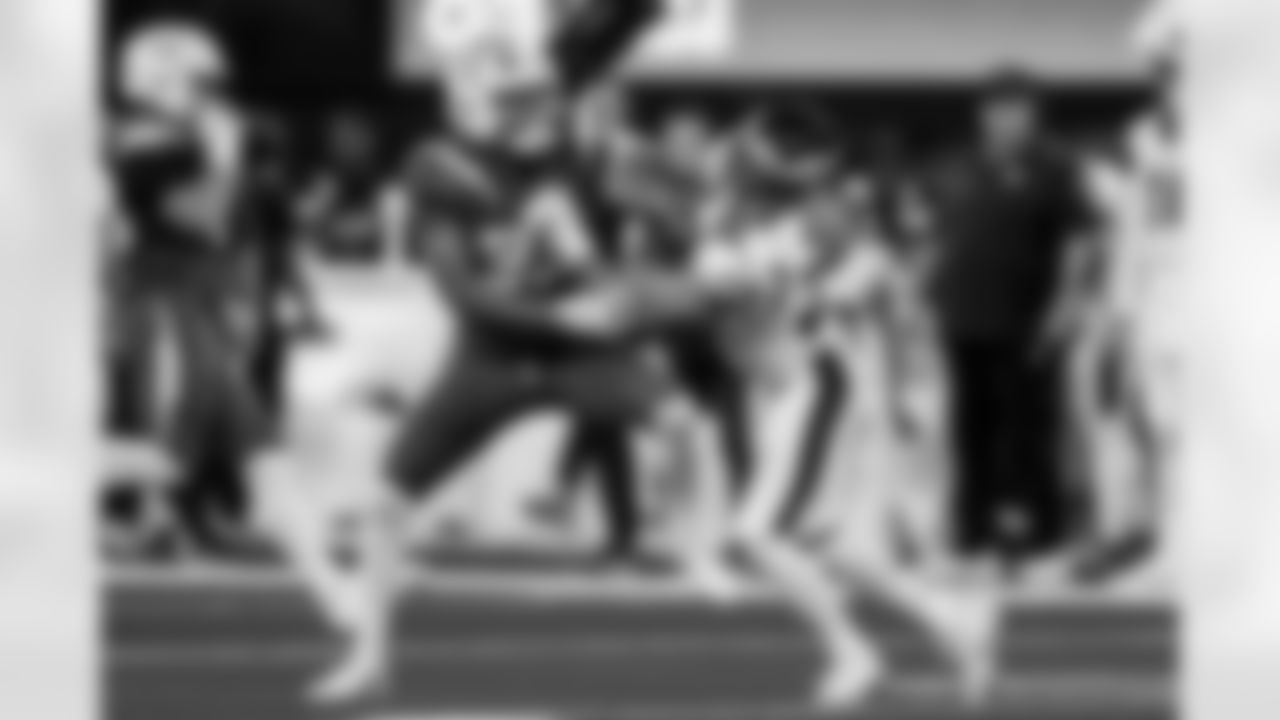 Take a look at the best photos of Chargers 2026 free agent Deane Leonard