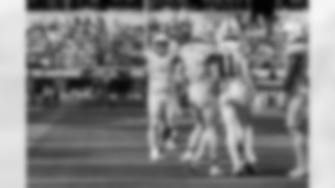 Check out the best shots from the Chargers Week 7 matchup against the Colts!