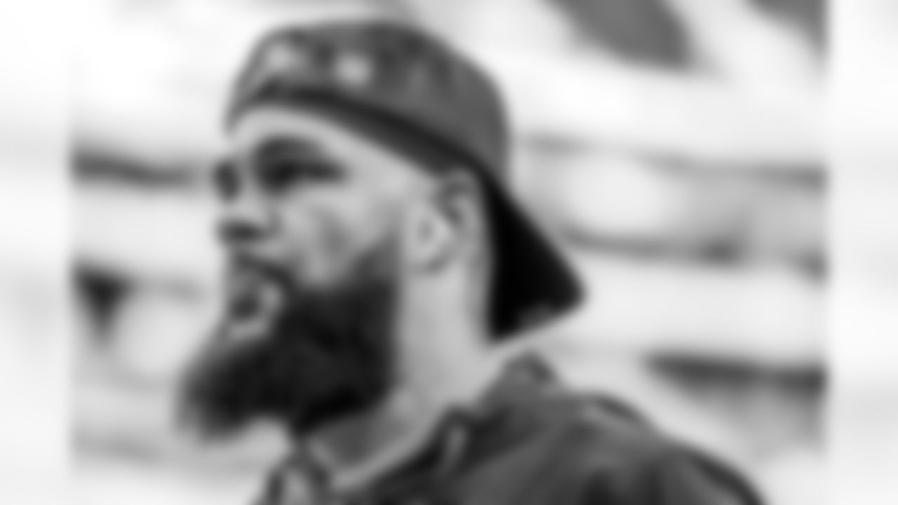 Take a look back at the Chargers Week 8 matchup with the Vikings in monochrome!