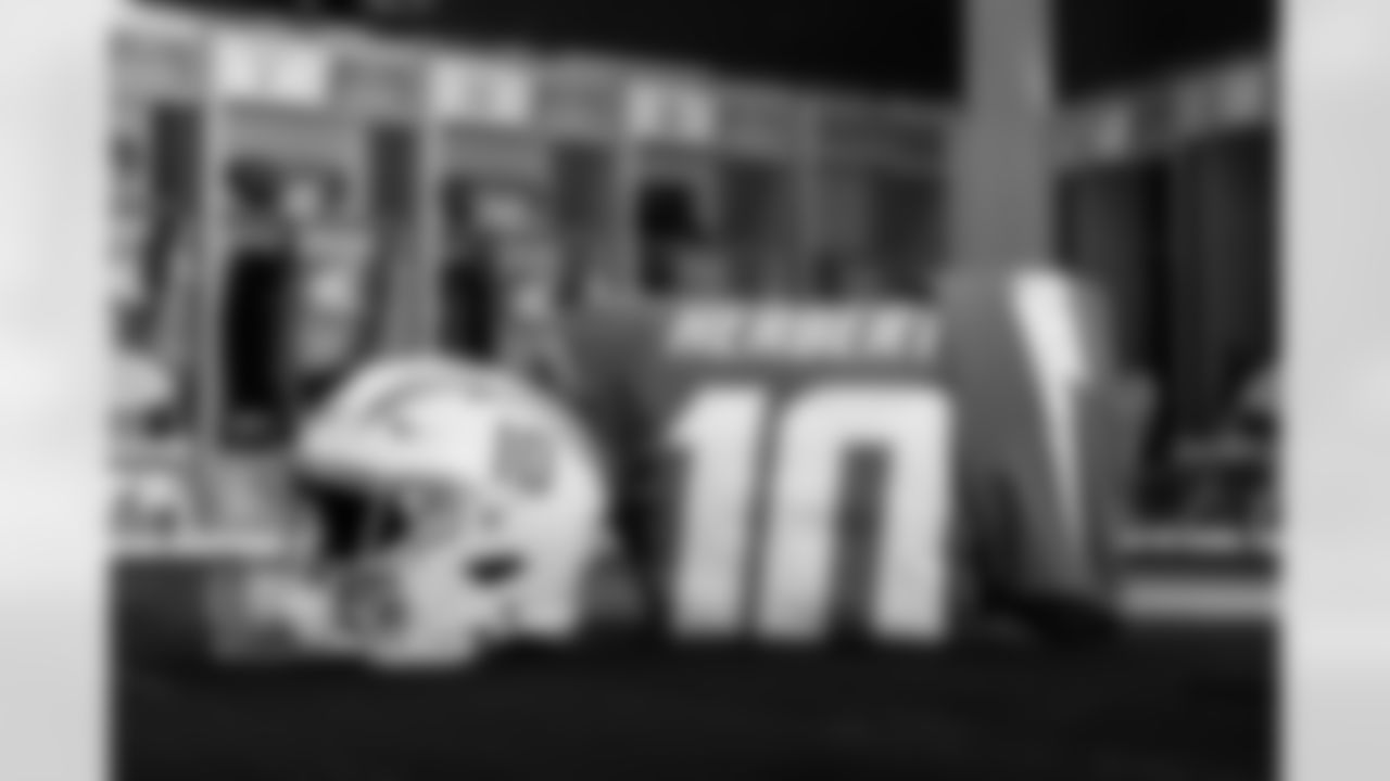 Check out the best shots from the Chargers Week 5 matchup against the Commanders!