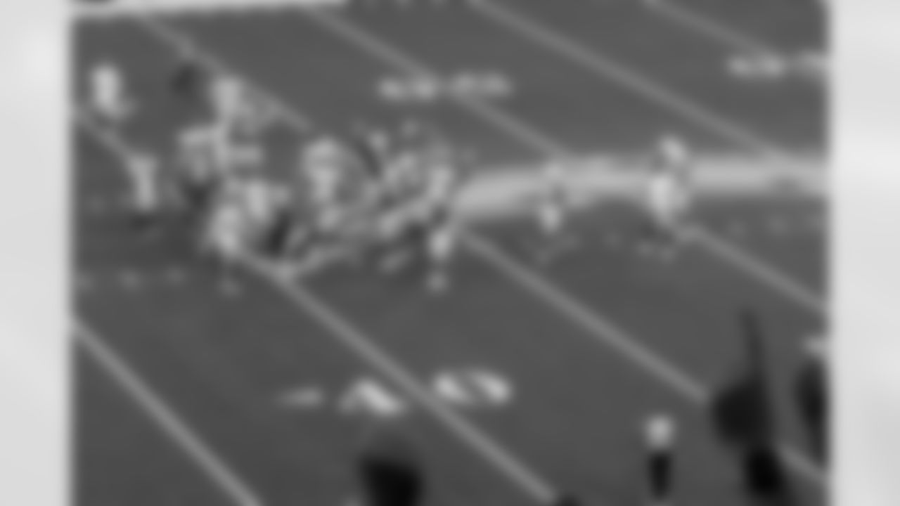 Check out the best shots from the Chargers Week 10 matchup against the Steelers!