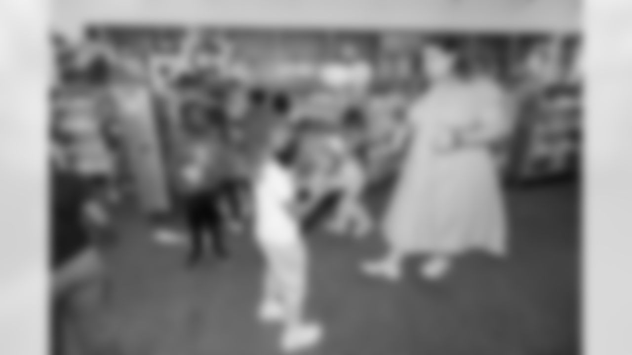 The Los Angeles Chargers host a Scholastic Book Fair on Monday, December 1, 2025 at Baldwin Hills Elementary in Los Angeles, CA.