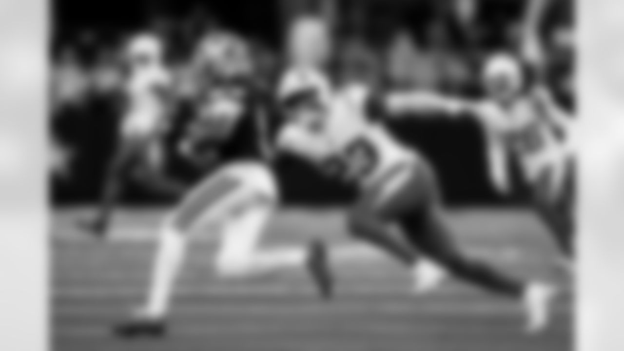 Check out the best shots from the Chargers Week 16 matchup against the Cowboys!