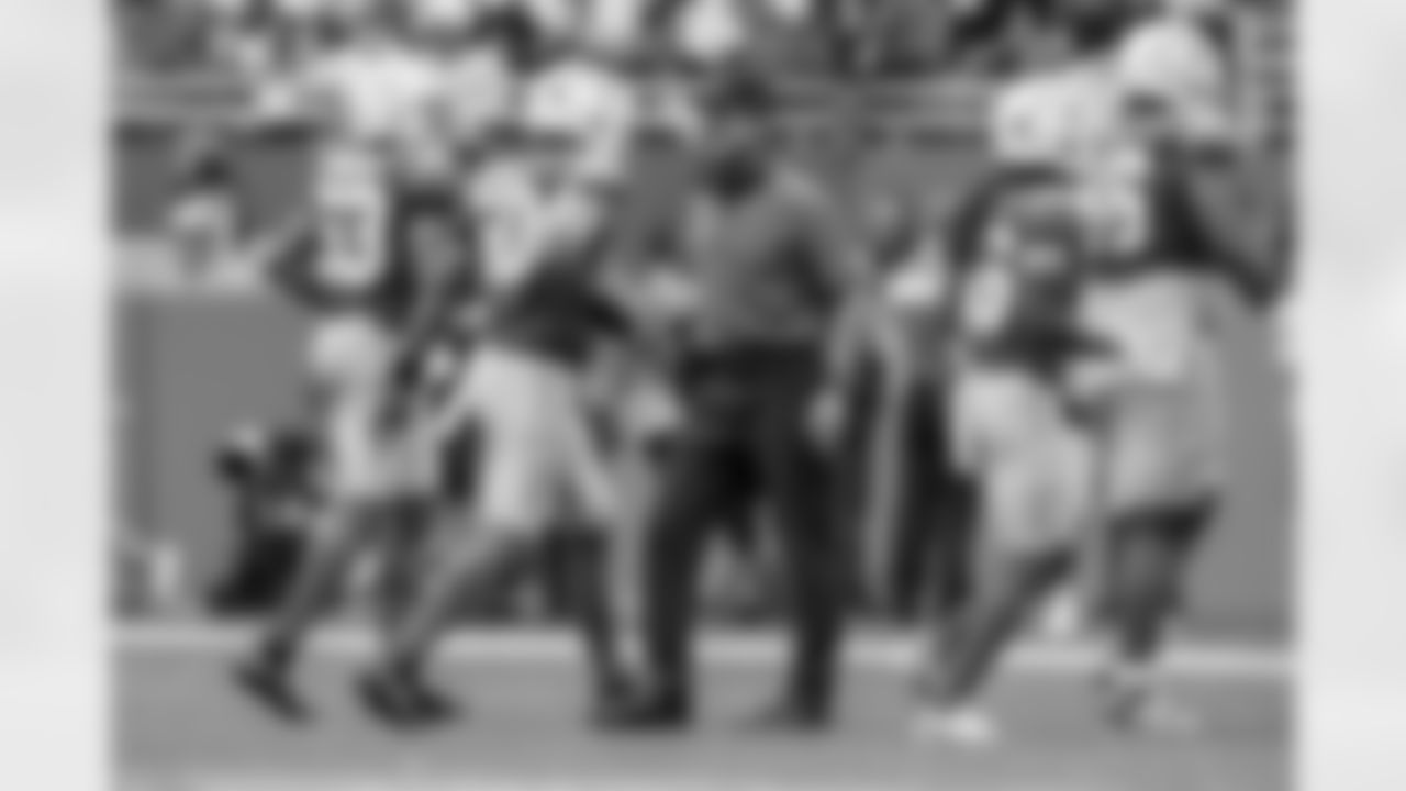 Check out the best shots from the Chargers Week 6 matchup against the Dolphins!