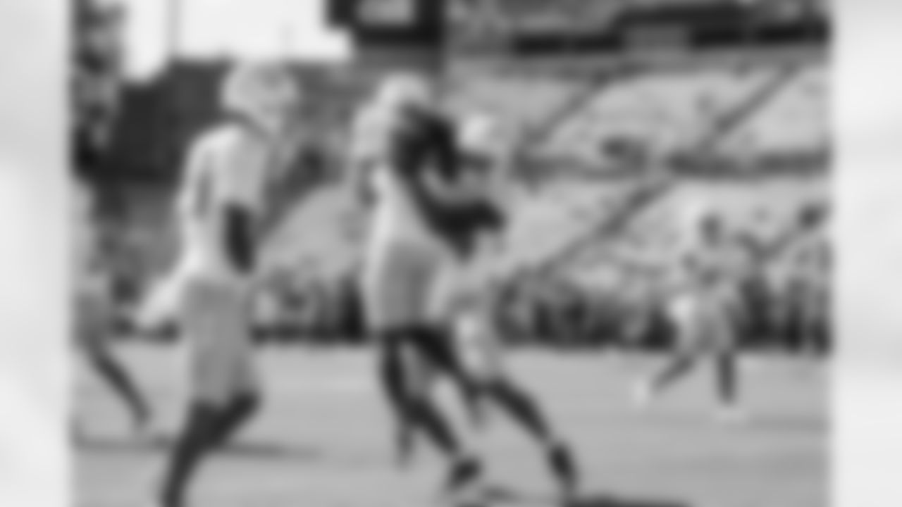 CB Benjamin St-Juste (24)