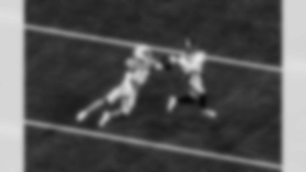 Take a look back at the Chargers Week 10 matchup with the Steelers in monochrome.