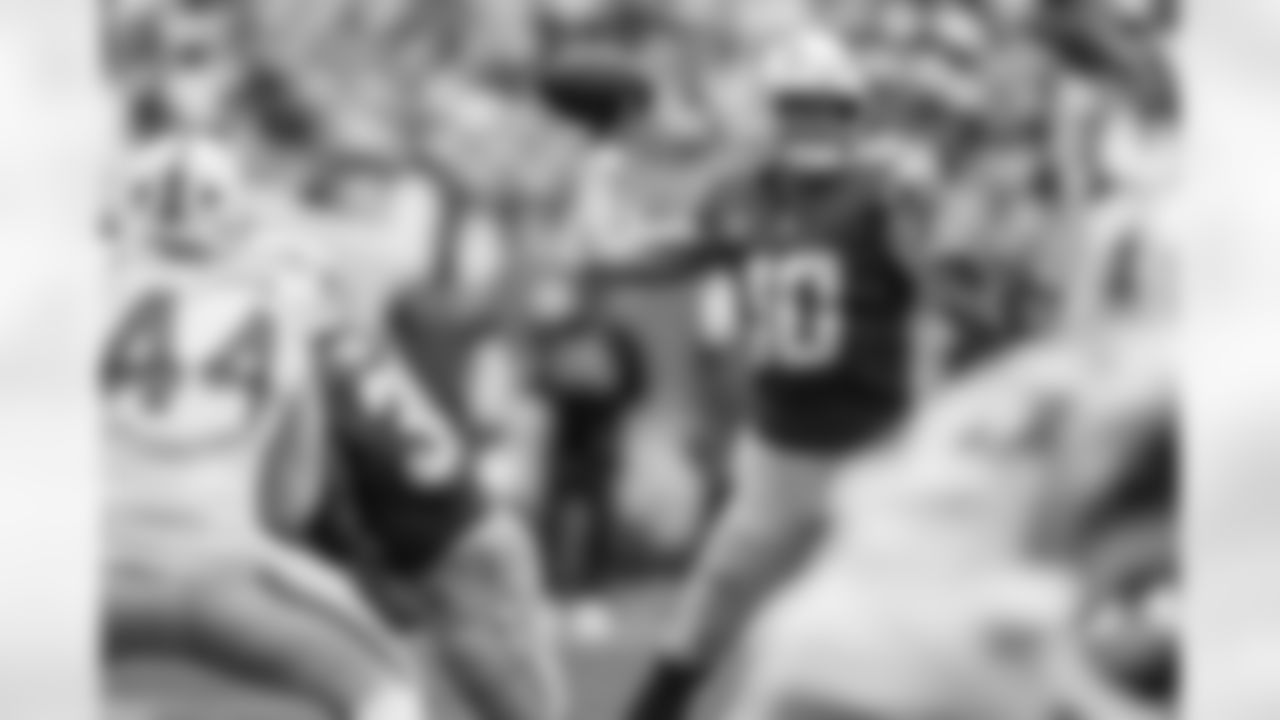 Chargers QB Justin Herbert (#10) in action during their Pro Bowl season.