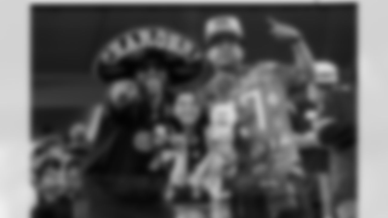 The Los Angeles Chargers play the Baltimore Ravens on Sunday, November 26, 2023 at SoFi Stadium in Inglewood, CA.
[FINAL SCORE: BAL 20 - LAC 10]