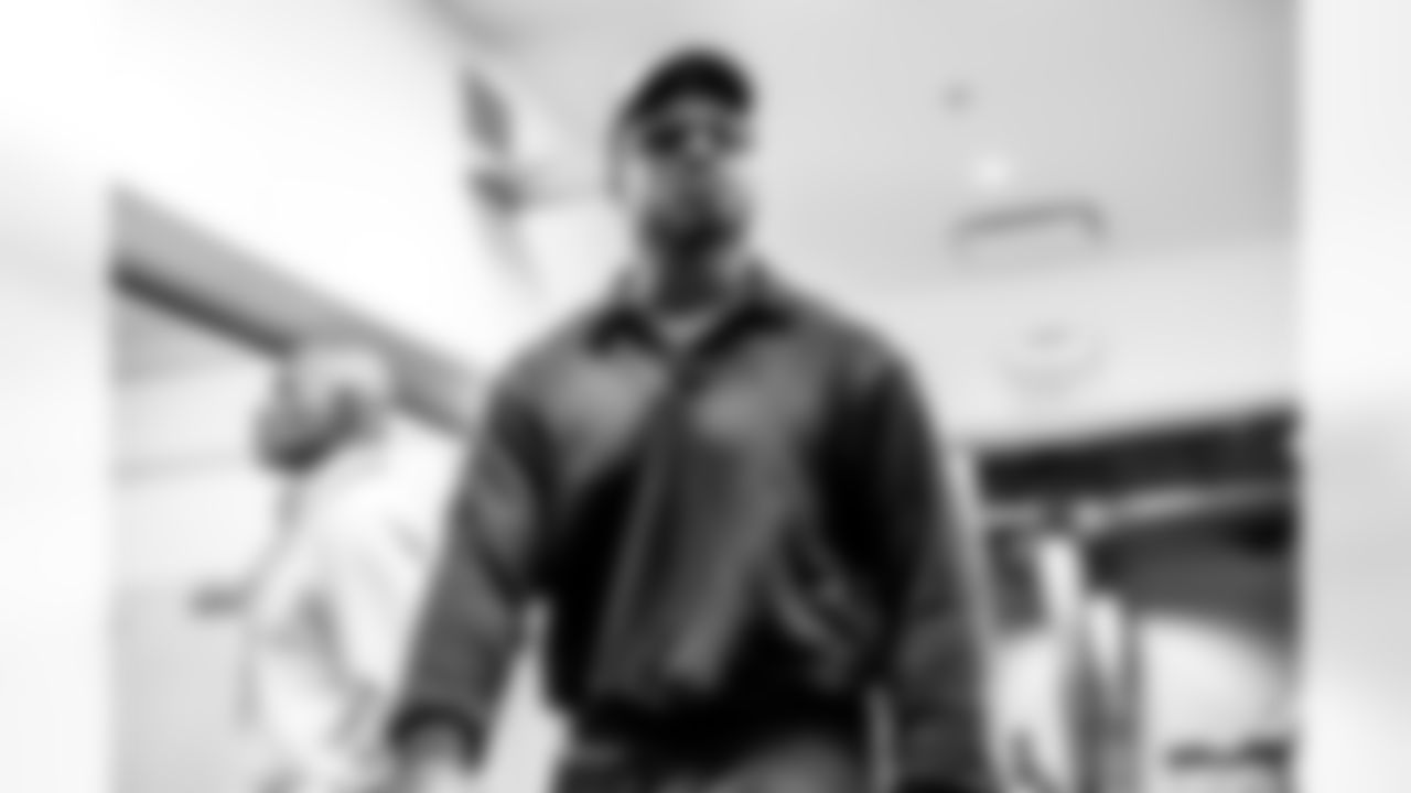 DL Justin Eboigbe (92)