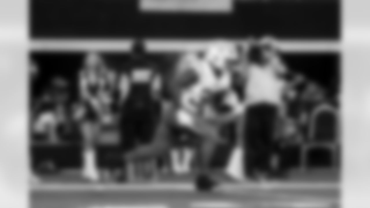 RB Kimani Vidal (30)