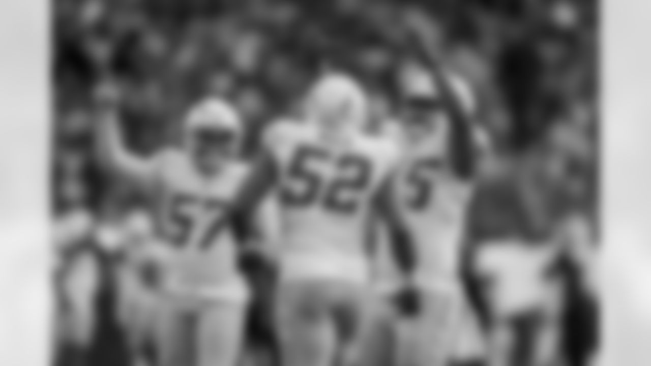 The Los Angeles Chargers play the Denver Broncos on Sunday, December 31, 2023 at Empower Field at Mile High in Denver, CO.
[FINAL SCORE: DEN 16 - LAC 9]