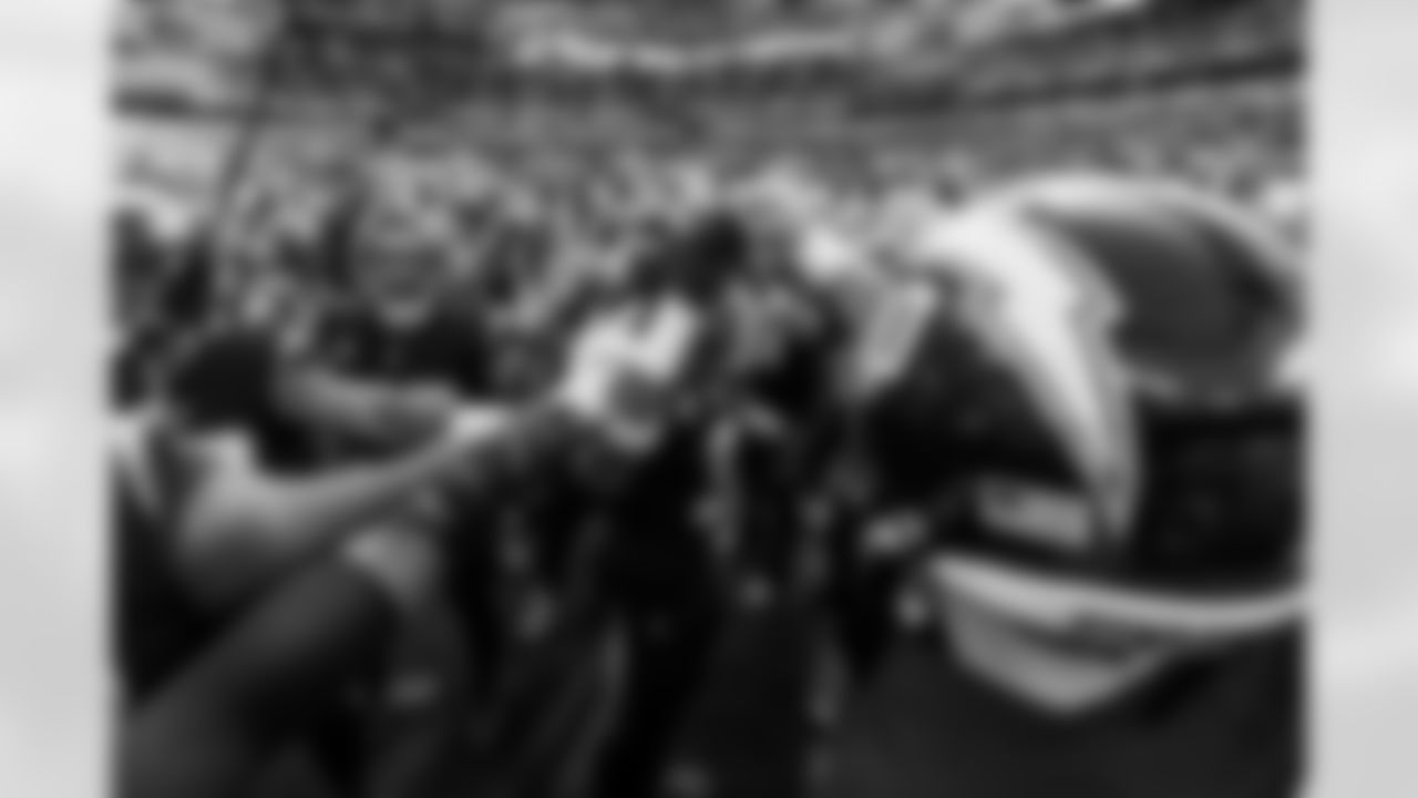 Check out the best shots from the Chargers Week 17 matchup against the Texans!