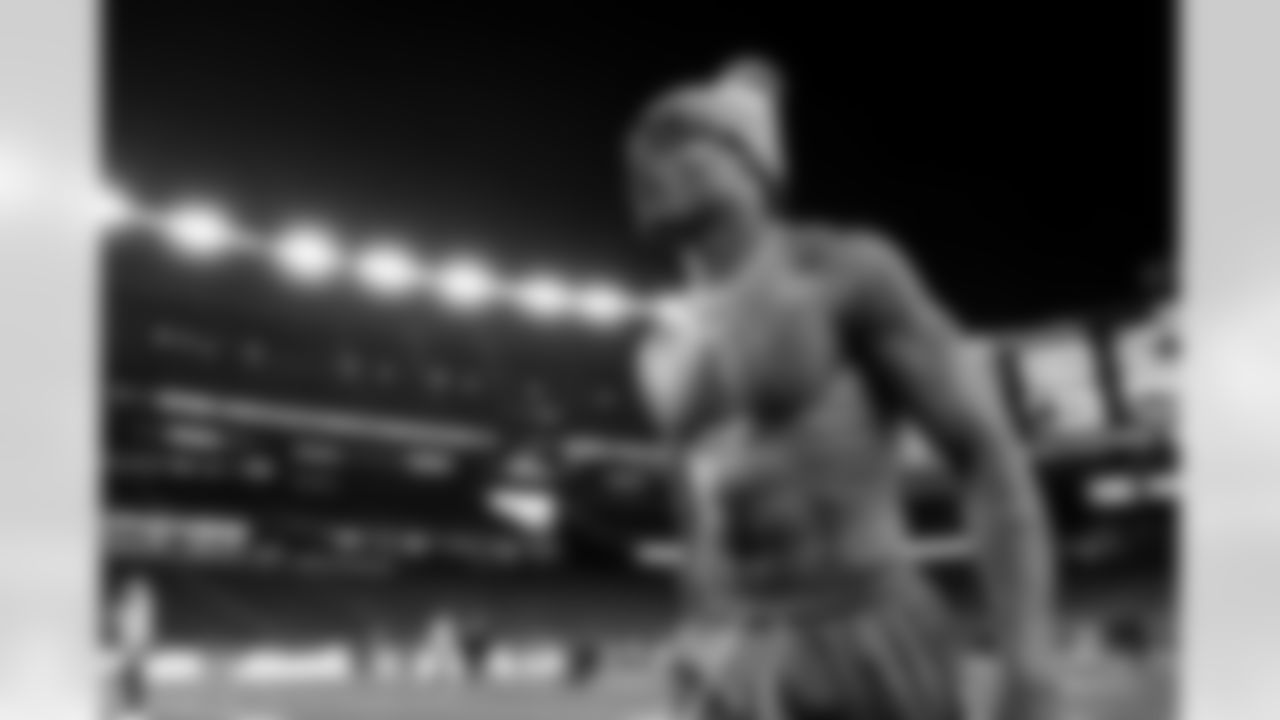 S Derwin James Jr. (3)