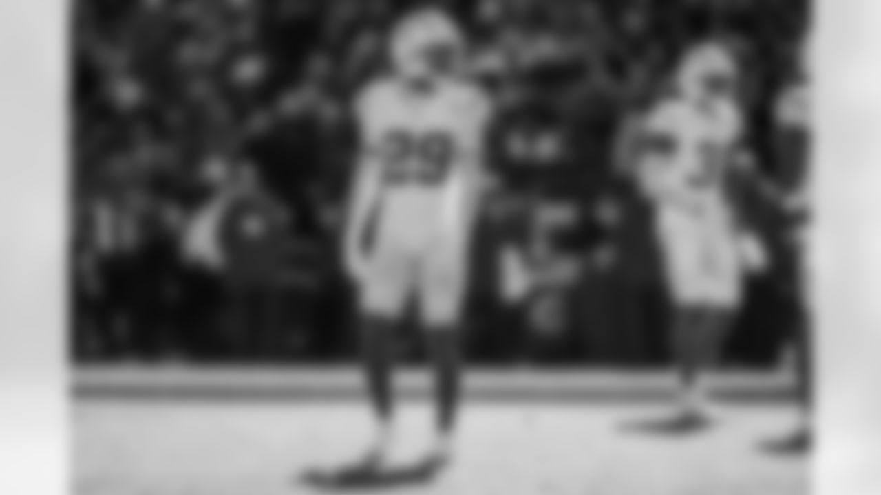 Check out the best shots from the Chargers Week 15 matchup against the Chiefs!