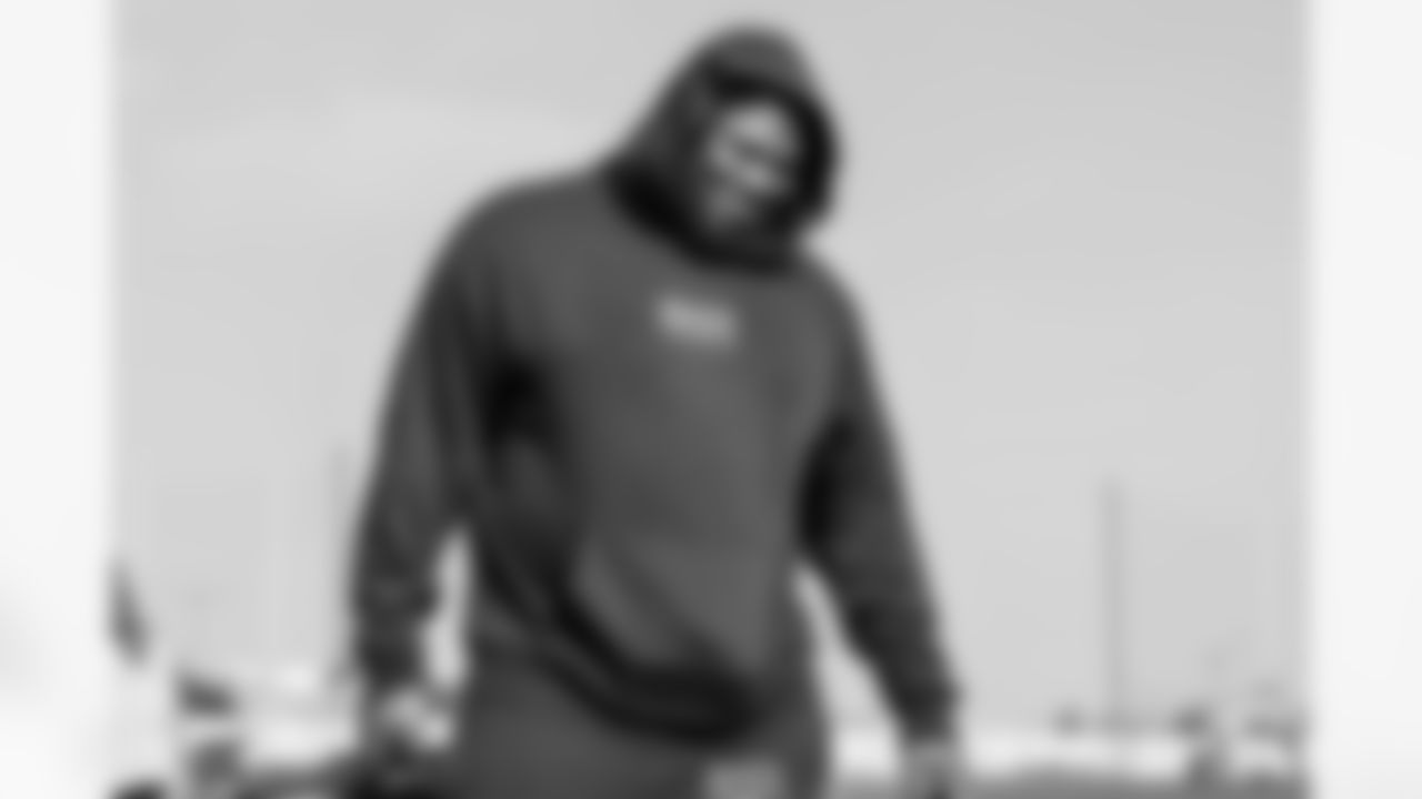 Los Angeles Chargers DL Teair Tart (90) travels to Dallas on Saturday, Dec. 20, 2025 for the Week 16 regular season matchup against the Dallas Cowboys.