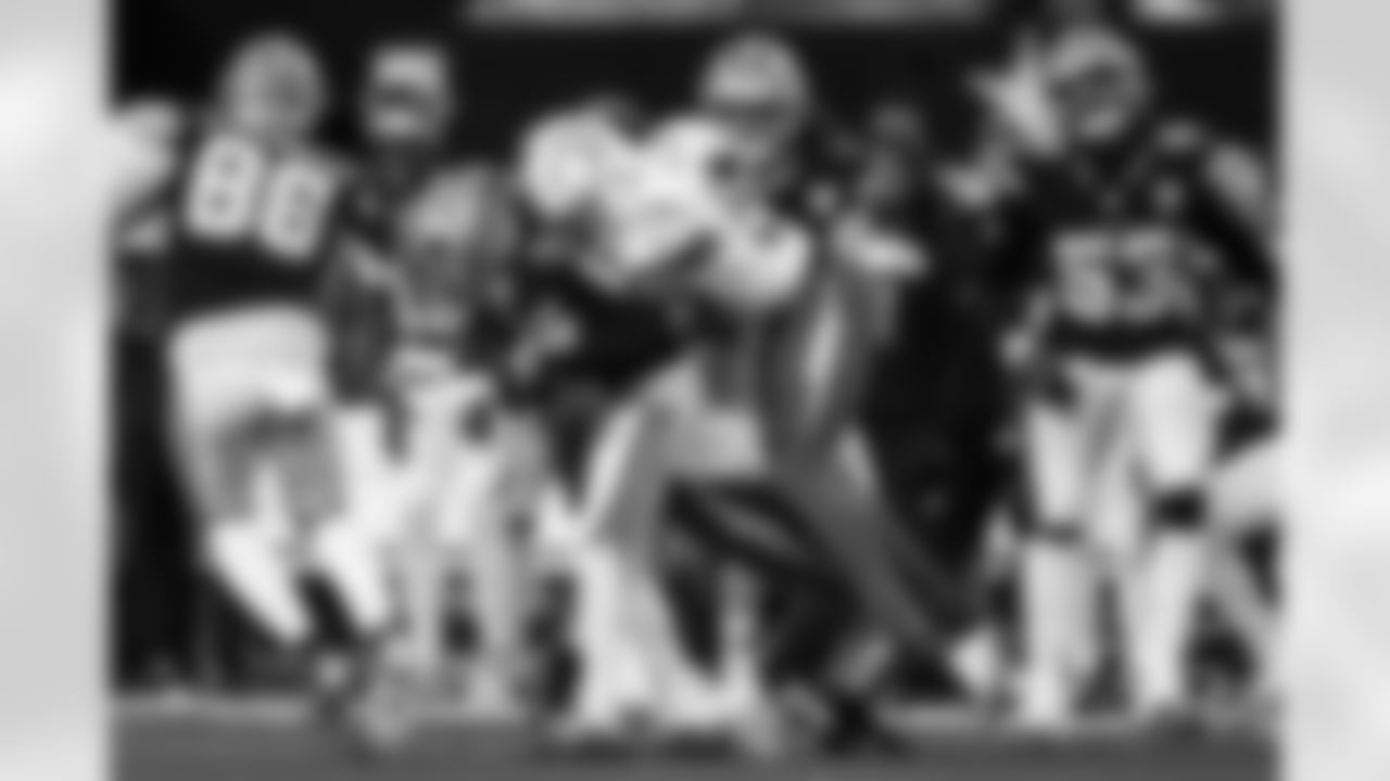 Take a look at the best photos of Chargers 2026 free agent Del'Shawn Phillips