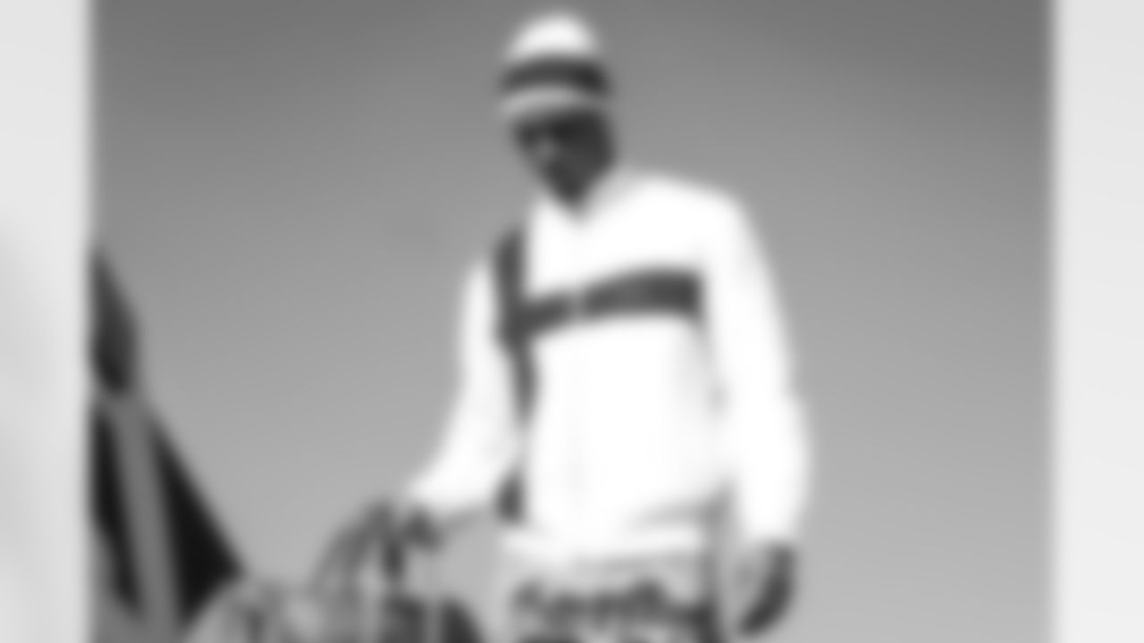 CB Benjamin St-Juste (24)