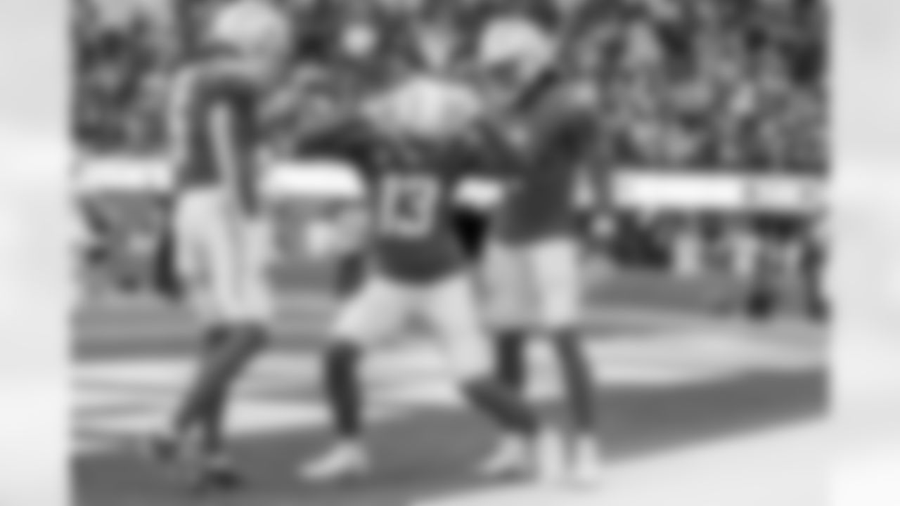 The Los Angeles Chargers play the Las Vegas Raiders on Sunday, October 1, 2023 at SoFi Stadium in Inglewood, CA.
[FINAL SCORE: LAC 24 - LV 17]