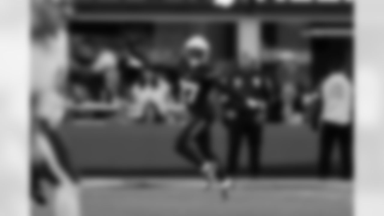 The Los Angeles Chargers play the Baltimore Ravens on Sunday, November 26, 2023 at SoFi Stadium in Inglewood, CA.
[FINAL SCORE: BAL 20 - LAC 10]