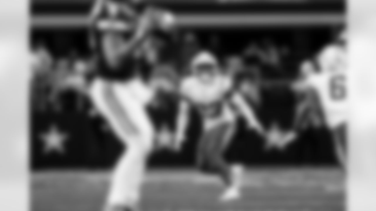 Check out the best shots from the Chargers Week 16 matchup against the Cowboys!