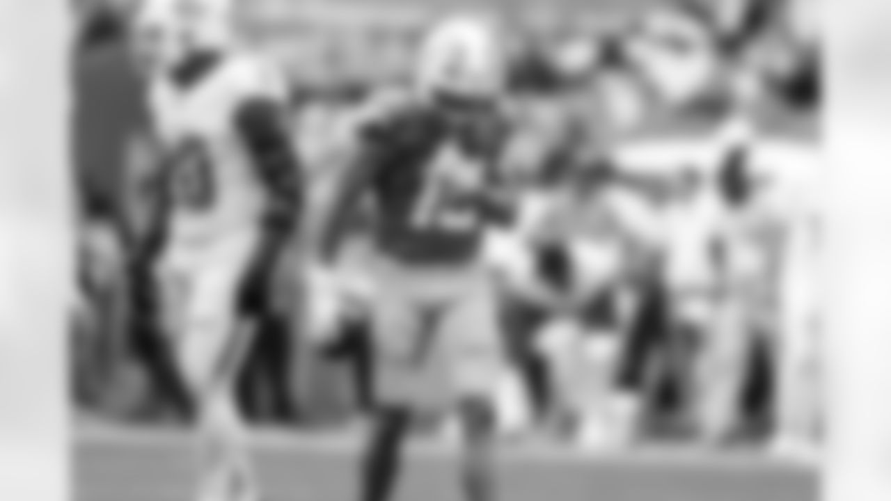 WR Ladd McConkey (15)