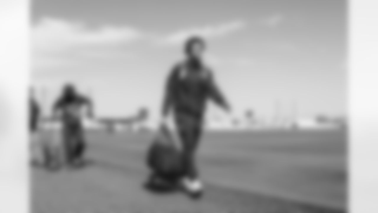 TE Oronde Gadsden (86)